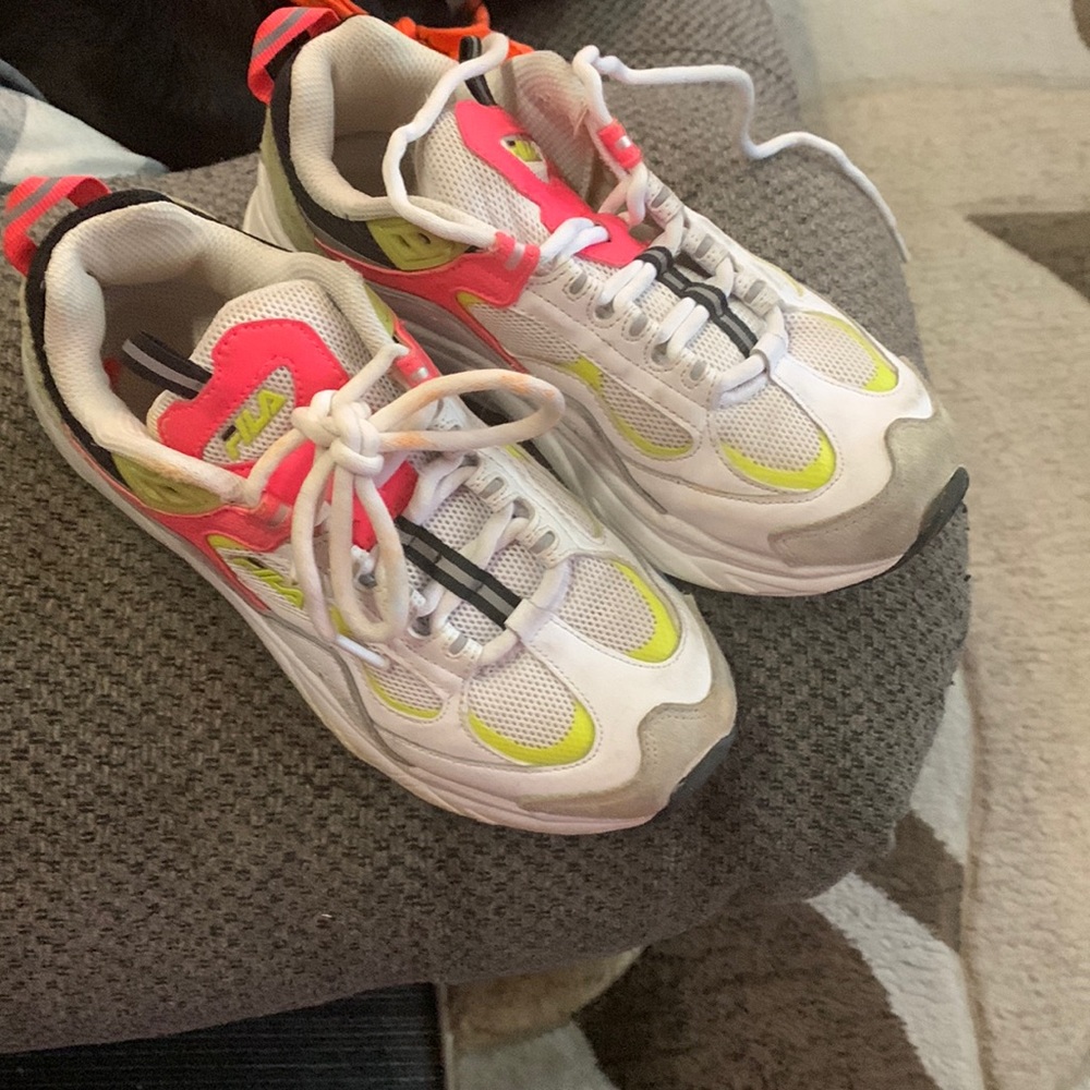 Size 6 filas
